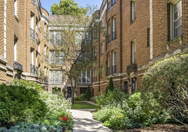 Photo 1 of Condo for sale at 1524 W Fargo Ave #2S, Chicago, IL 60626 | MLS# 12780576 | Listing updated on 2026-10-08