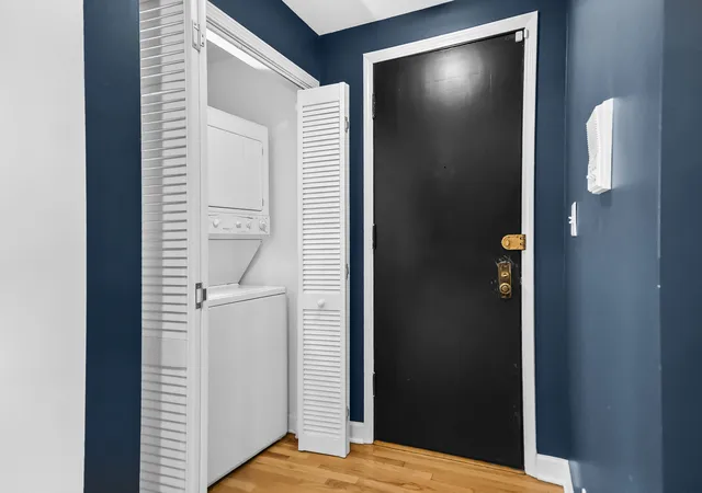Photo 2 of Condo for sale at 1524 W Fargo Ave #2S, Chicago, IL 60626 | MLS# 12780576 | Listing updated on 2026-10-08