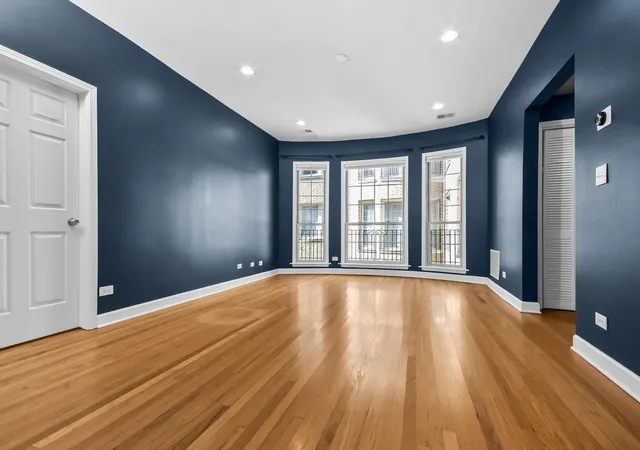 Photo 3 of Condo for sale at 1524 W Fargo Ave #2S, Chicago, IL 60626 | MLS# 12780576 | Listing updated on 2026-10-08