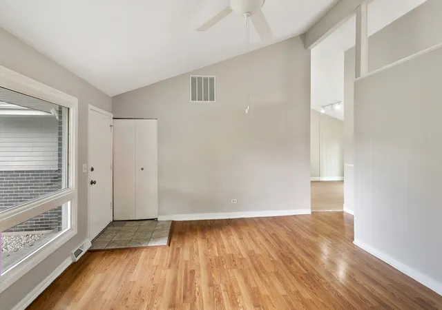 Photo 3 of Single family home for sale at 1930 Arthur Dr, Waukegan, IL 60087 | MLS# 12780577 | Listing updated on 2026-10-08