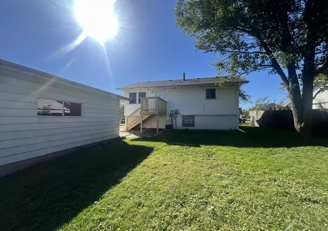 Photo 4 of Single family home for sale at 4210 Greenbrier Ln, Richton Park, IL 60471 | MLS# 12780585 | Listing updated on 2026-10-08