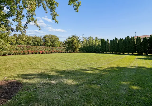 Photo 4 of Single family home for sale at 23826 S Schoolhouse Rd, Manhattan, IL 60442 | MLS# 12780597 | Listing updated on 2026-10-09