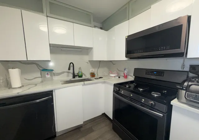 Photo 3 of Condo for sale at 2901 S Michigan Ave #308, Chicago, IL 60616 | MLS# 12780609 | Listing updated on 2026-10-09
