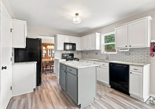 Photo 3 of Single family home for sale at 1251 Idabright Dr, Plainfield, IL 60586 | MLS# 12780615 | Listing updated on 2026-10-08