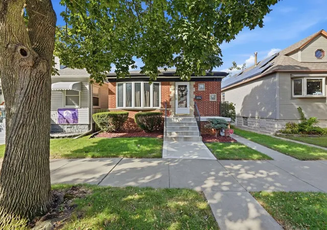 Single family home for sale at 13516 S Ave L St, Chicago, IL 60633 | MLS# 12780626
