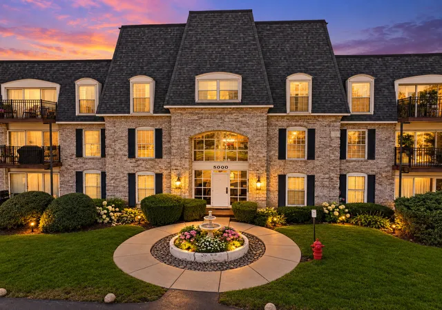 Photo 1 of Condo for sale at 5000 Carriageway Dr #116, Rolling Meadows, IL 60008 | MLS# 12780627 | Listing updated on 2026-10-09