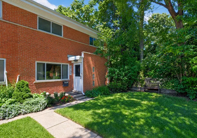 Townhouse for sale at 215 Dodge Ave #F, Evanston, IL 60202 | MLS# 12780641