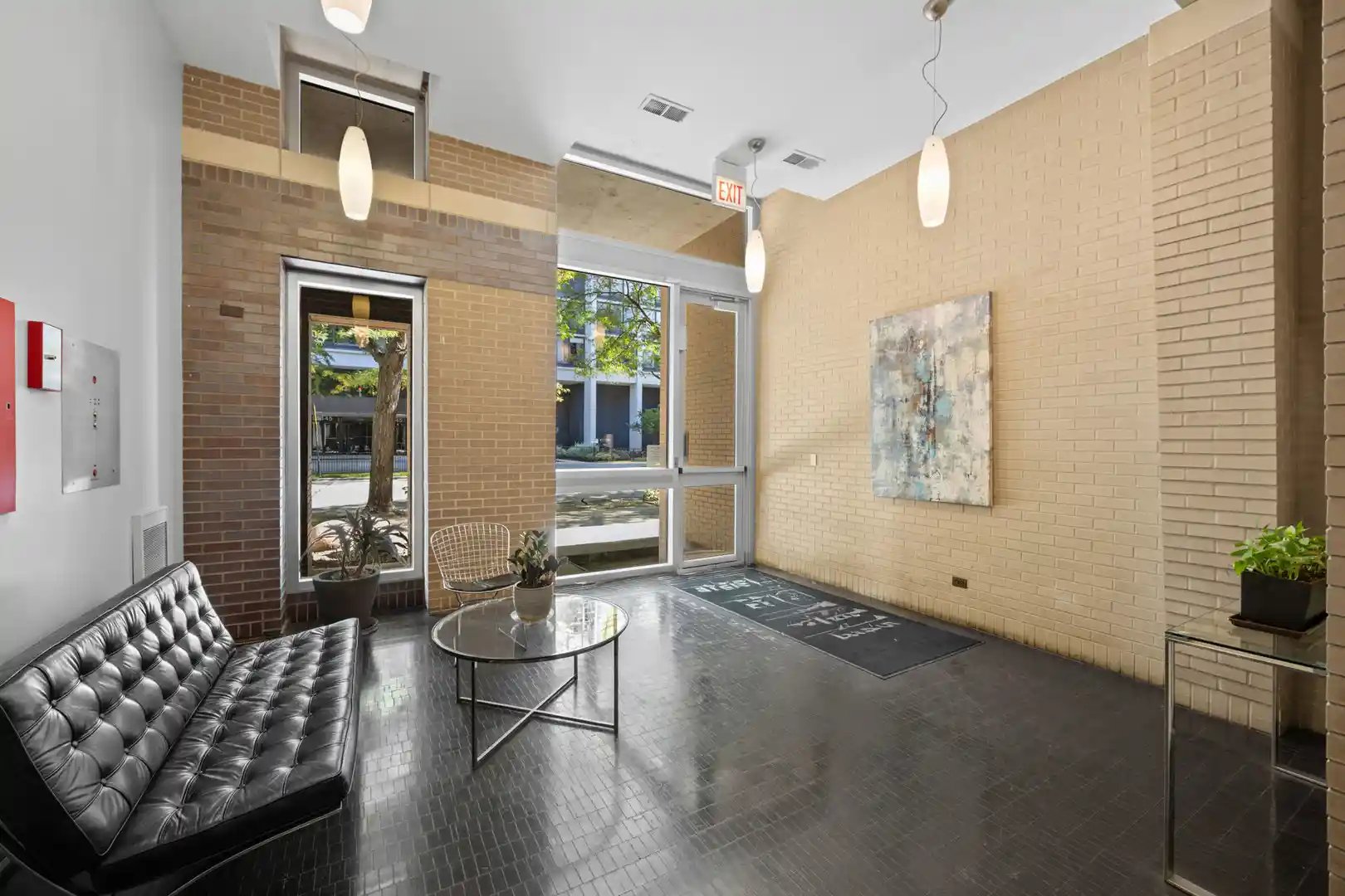 Listing Photo 2 - Condo for sale in 5430 N Sheridan Rd located at 5430 N Sheridan Rd, Chicago, IL 60640 - Unit #604