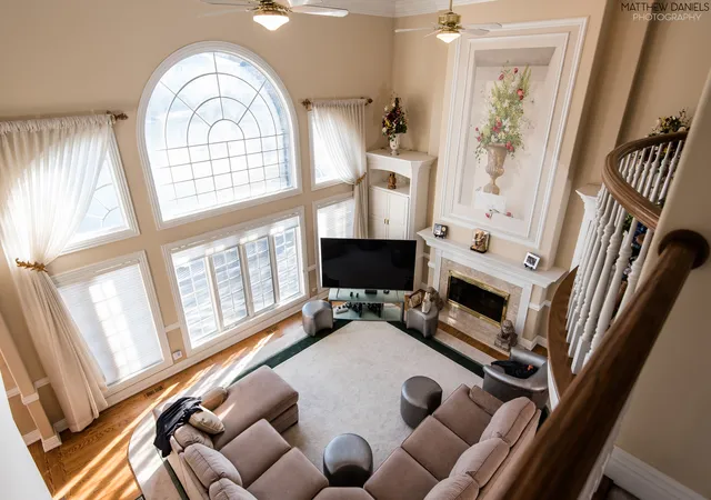 Photo 3 of Single family home for sale at 9291 Cascade Cir, Burr Ridge, IL 60527 | MLS# 12780658 | Listing updated on 2026-10-08