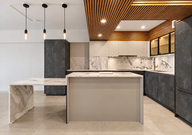 Photo 2 of Condo for sale at 175 E Delaware Pl #7612, Chicago, IL 60611 | MLS# 12780665 | Listing updated on 2026-10-08