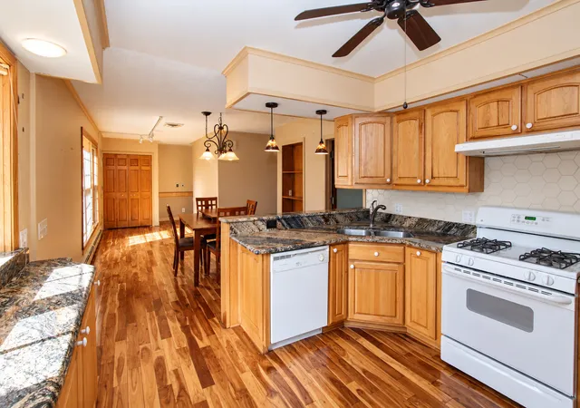 Photo 3 of Single family home for sale at 135 Hickory Rd, Lake In The Hills, IL 60156 | MLS# 12780679 | Listing updated on 2026-10-22