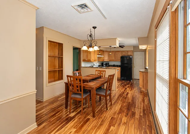 Photo 4 of Single family home for sale at 135 Hickory Rd, Lake In The Hills, IL 60156 | MLS# 12780679 | Listing updated on 2026-10-22