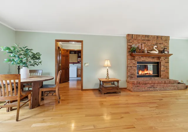 Photo 4 of Single family home for sale at 429 Water Tower S Rd, Manteno, IL 60950 | MLS# 12780680 | Listing updated on 2026-10-17
