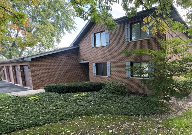 Photo 1 of Condo for sale at 5365 Newport Dr #C, Lisle, IL 60532 | MLS# 12780689 | Listing updated on 2026-10-08