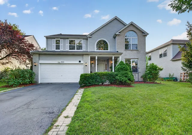 Photo 1 of Single family home for sale at 1913 Windstone Dr, Plainfield, IL 60586 | MLS# 12780706 | Listing updated on 2026-10-08