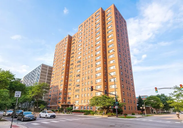 Photo 1 of Condo for sale at 2909 N Sheridan Rd #1907, Chicago, IL 60657 | MLS# 12780730 | Listing updated on 2026-10-08