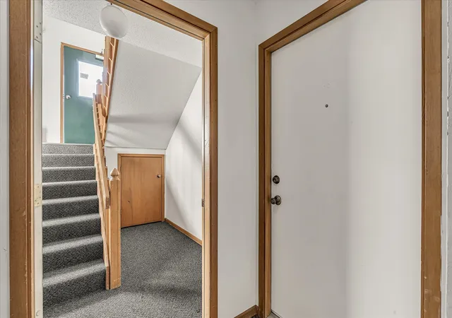 Listing Photo 4 - Condo for sale in building located at 4175 31st St, Bettendorf, IA 52722 - Unit #1C