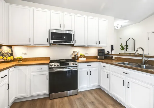 Photo 3 of Single family home for sale at 434 Havenwood Dr, Round Lake, IL 60073 | MLS# 12780738 | Listing updated on 2026-10-29