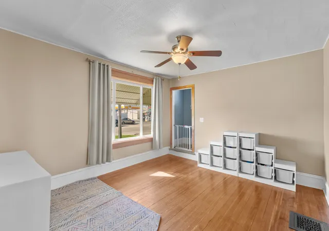 Photo 4 of Single family home for sale at 13 E 2nd Street, Sandwich, IL 60548 | MLS# 12780749 | Listing updated on 2026-10-09