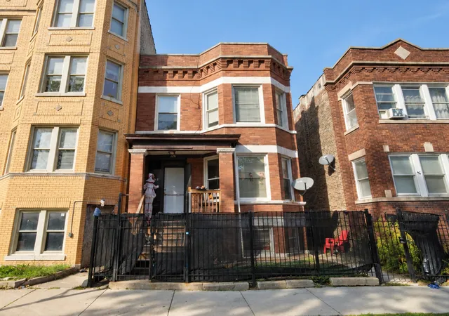 Multi family home for sale at 4914 W Van Buren St, Chicago, IL 60644 | MLS# 12780798