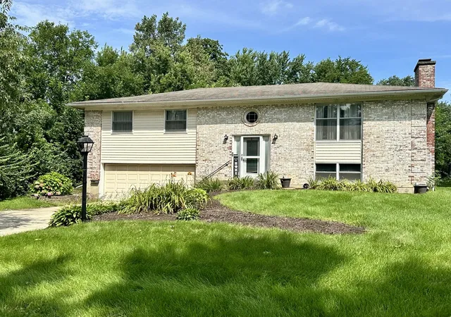 Photo 1 of Single family home for sale at 808 South Rd, Lisle, IL 60532 | MLS# 12780801 | Listing updated on 2026-10-08