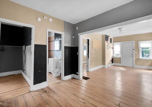 Photo 4 of Single family home for sale at 1220 W 109th Place, Chicago, IL 60643 | MLS# 12780825 | Listing updated on 2026-10-08