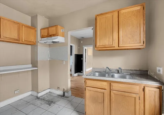 Photo 9 of Single family home for sale at 1220 W 109th Place, Chicago, IL 60643 | MLS# 12780825 | Listing updated on 2026-10-08
