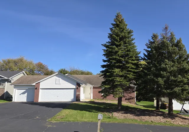 Photo 1 of Single family home for sale at 7069 Mullinshire Way, Machesney Park, IL 61115 | MLS# 12780967 | Listing updated on 2026-10-08