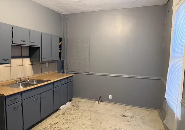 Photo 3 of Multi family home for sale at 7237 S Stony Is Ave, Chicago, IL 60649 | MLS# 12780979 | Listing updated on 2026-10-10