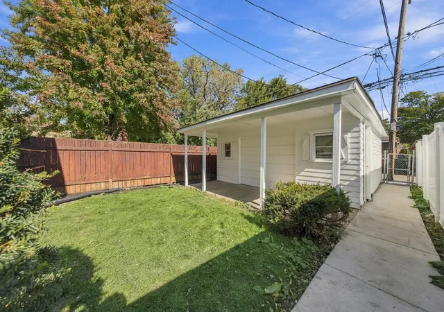 Photo 4 of Single family home for sale at 9061 S Parnell Ave, Chicago, IL 60620 | MLS# 12780995 | Listing updated on 2026-10-09