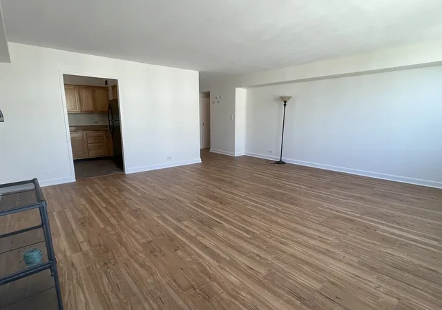 Photo 3 of Condo for sale at 3600 N Lake Shore Dr #2610, Chicago, IL 60613 | MLS# 12780997 | Listing updated on 2026-10-09