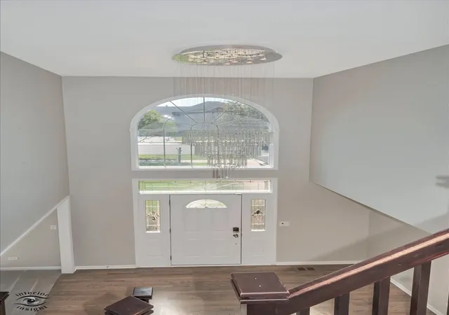 Photo 4 of Single family home for sale at 16305 Riverwood Dr, Plainfield, IL 60586 | MLS# 12781009 | Listing updated on 2026-10-10