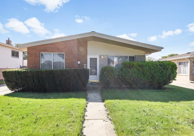 Single family home for sale at 8441 W Madison Dr, Niles, IL 60714 | MLS# 12781010