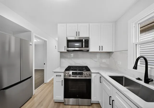 Photo 4 of Single family home for sale at 5135 S Saint Louis Ave, Chicago, IL 60632 | MLS# 12781014 | Listing updated on 2026-10-09