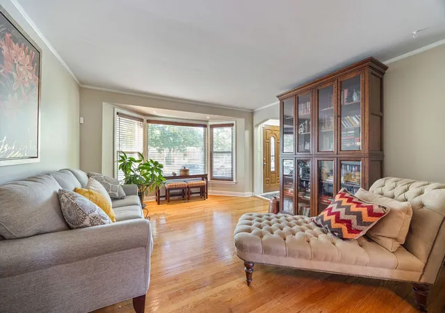 Photo 2 of Single family home for sale at 8011 S Washtenaw Ave, Chicago, IL 60652 | MLS# 12781031 | Listing updated on 2026-10-10