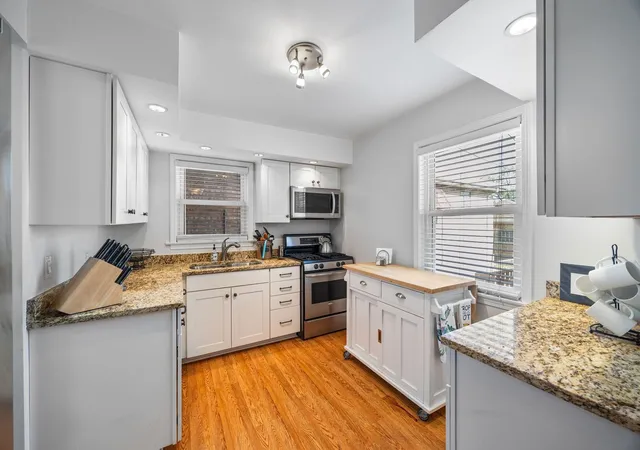 Photo 3 of Single family home for sale at 8011 S Washtenaw Ave, Chicago, IL 60652 | MLS# 12781031 | Listing updated on 2026-10-10