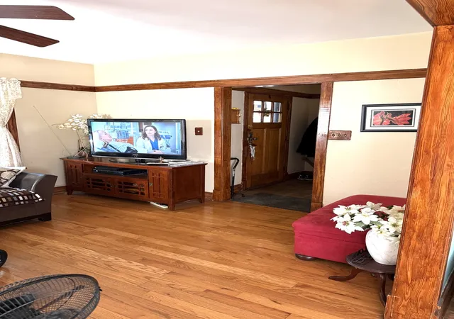 Photo 3 of Single family home for sale at 1437 Kenilworth Ave, Berwyn, IL 60402 | MLS# 12781097 | Listing updated on 2026-10-21