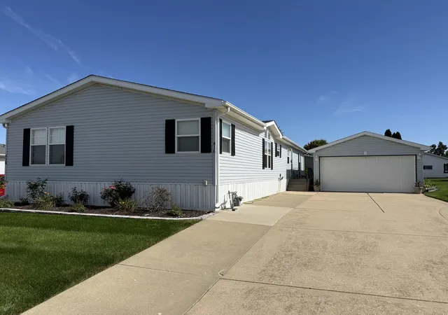 Photo 1 of Manufactured home for sale at 416 Hyacinth Ln, Matteson, IL 60443 | MLS# 12781098 | Listing updated on 2026-10-09