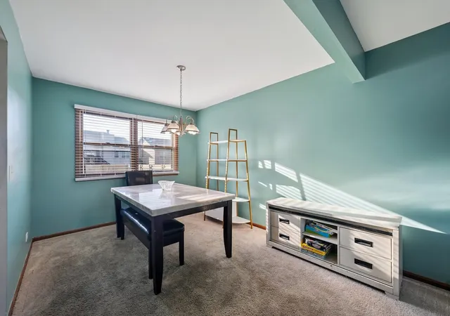 Photo 4 of Single family home for sale at 532 Shenandoah Trl, Elgin, IL 60123 | MLS# 12781116 | Listing updated on 2026-10-08