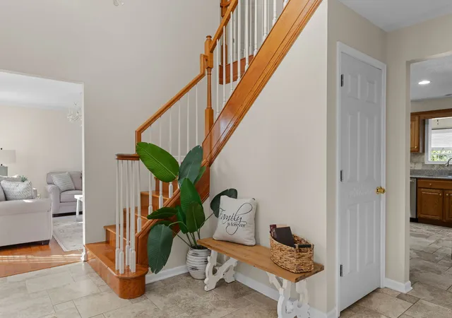 Photo 4 of Single family home for sale at 237 Cedar Ln, Sherrard, IL 61281 | MLS# 12781132 | Listing updated on 2026-10-10