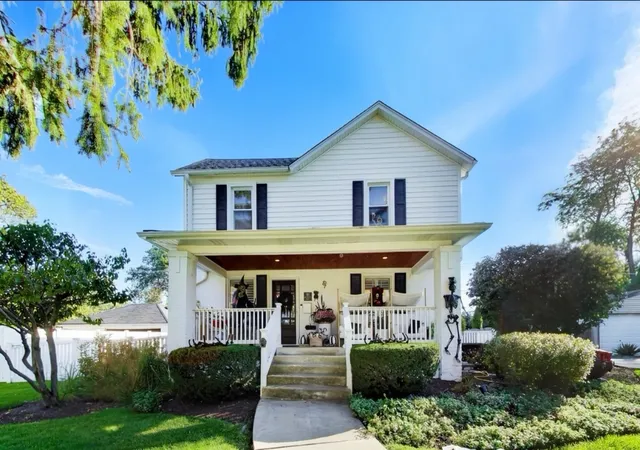 Single family home for sale at 265 E Madison St, Lombard, IL 60148 | MLS# 12781134
