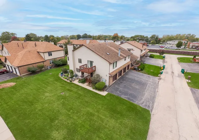Photo 3 of Condo for sale at 1802 Kennicott Ct #1802, Sycamore, IL 60178 | MLS# 12781135 | Listing updated on 2026-10-20
