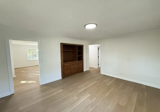 Photo 4 of Single family home for sale at 124 Hilltop Dr, Lake In The Hills, IL 60156 | MLS# 12781144 | Listing updated on 2026-10-08