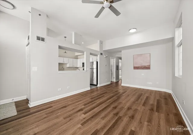 Photo 4 of Townhouse for sale at 366 Magnolia Ct, Bolingbrook, IL 60440 | MLS# 12781146 | Listing updated on 2026-10-09