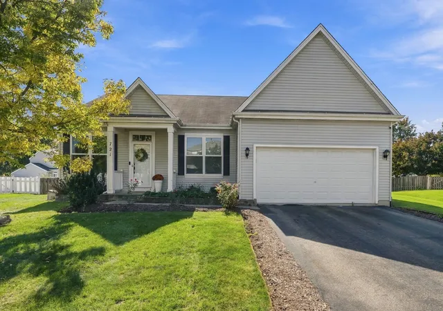 Photo 1 of Single family home for sale at 721 Periwinkle Ln, Aurora, IL 60504 | MLS# 12781160 | Listing updated on 2026-10-09