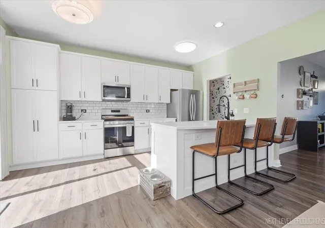 Photo 2 of Single family home for sale at 721 Periwinkle Ln, Aurora, IL 60504 | MLS# 12781160 | Listing updated on 2026-10-09