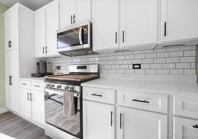 Photo 3 of Single family home for sale at 721 Periwinkle Ln, Aurora, IL 60504 | MLS# 12781160 | Listing updated on 2026-10-09