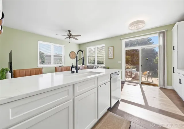 Photo 3 of Single family home for sale at 721 Periwinkle Ln, Aurora, IL 60504 | MLS# 12781160 | Listing updated on 2026-10-09