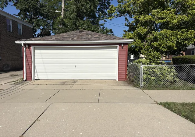 Photo 3 of Single family home for sale at 1101 W 93rd Street, Chicago, IL 60620 | MLS# 12781175 | Listing updated on 2026-10-09