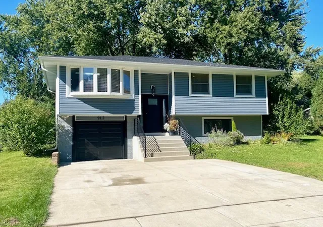 Photo 1 of Single family home for sale at 912 Cornell Ln, Schaumburg, IL 60193 | MLS# 12781186 | Listing updated on 2026-10-09